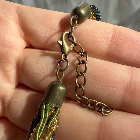 Vintage women’s Green Pendant Necklace with Beaded Details - Picture 4 of 8